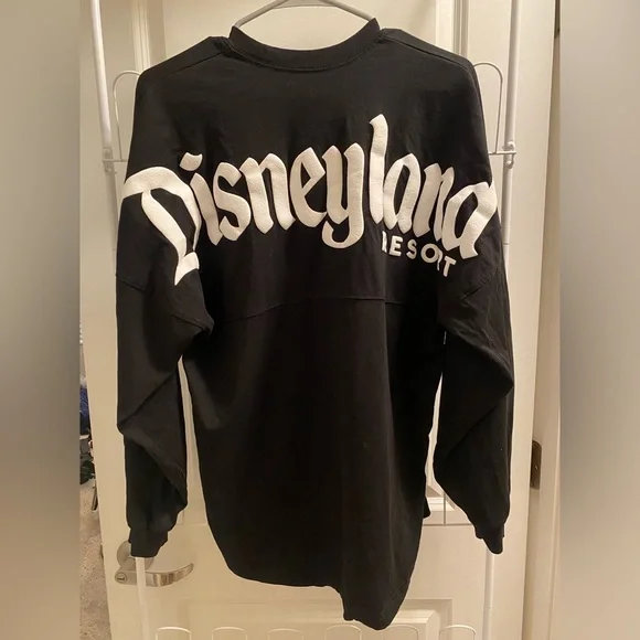 Long Sleeve Black Disneyland Sweater DisneyLand Resort 1955 Size